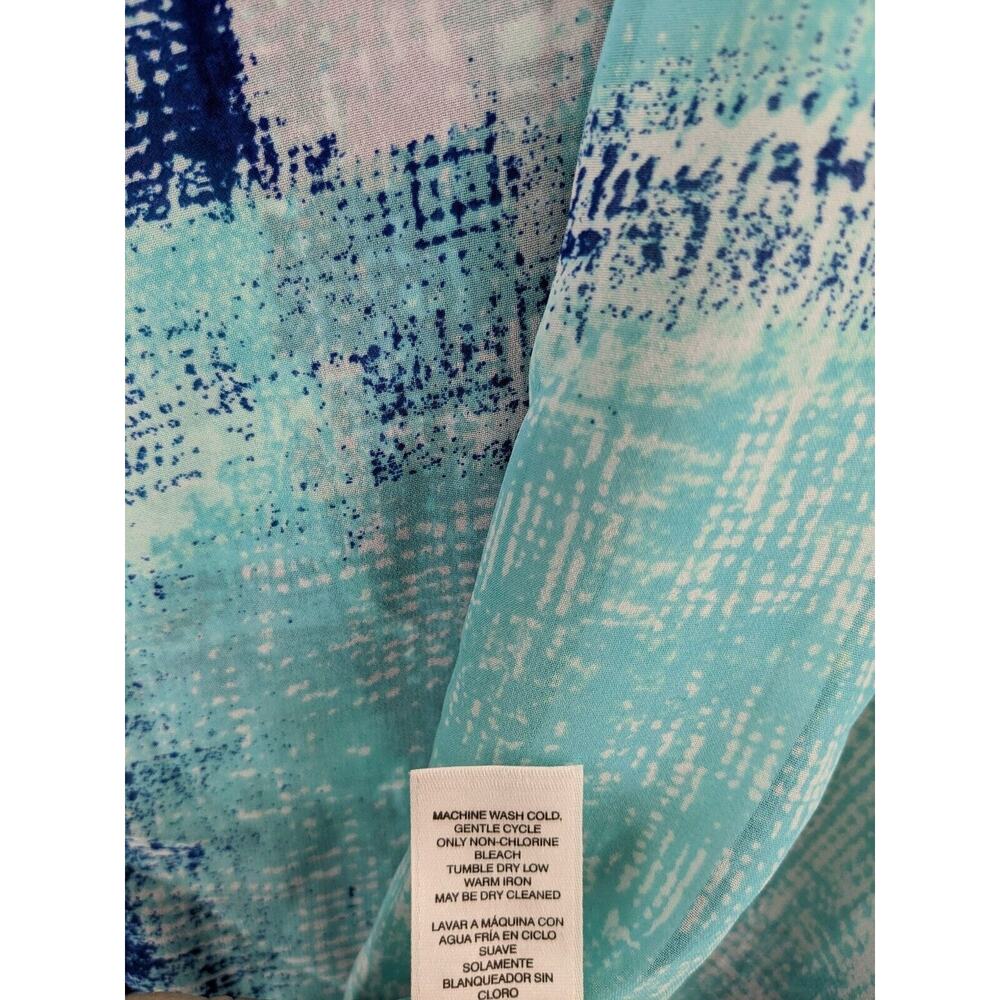 Easywear by Chico Short Sleeve Blouse M Blue Abstract Print Trimmed Table Art‎ - Picture 7 of 11